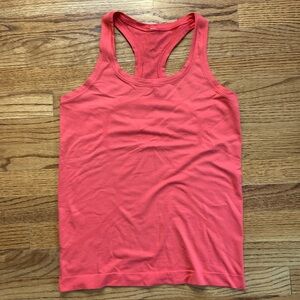 Lululemon swiftly tank, size 6